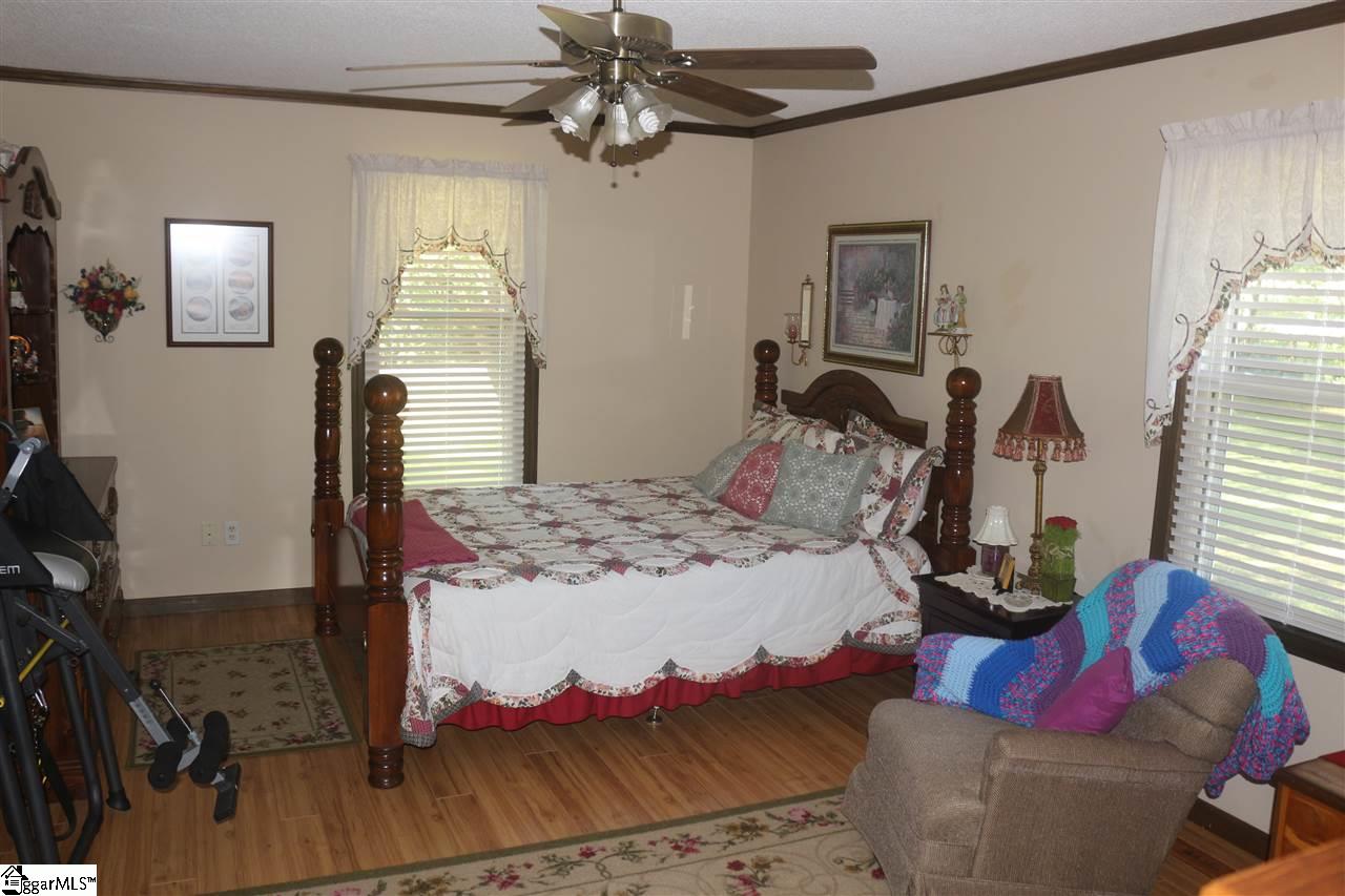 210 Barker Road Simpsonville, SC 29680 - Photo 29 of 30 Gallery Image 29