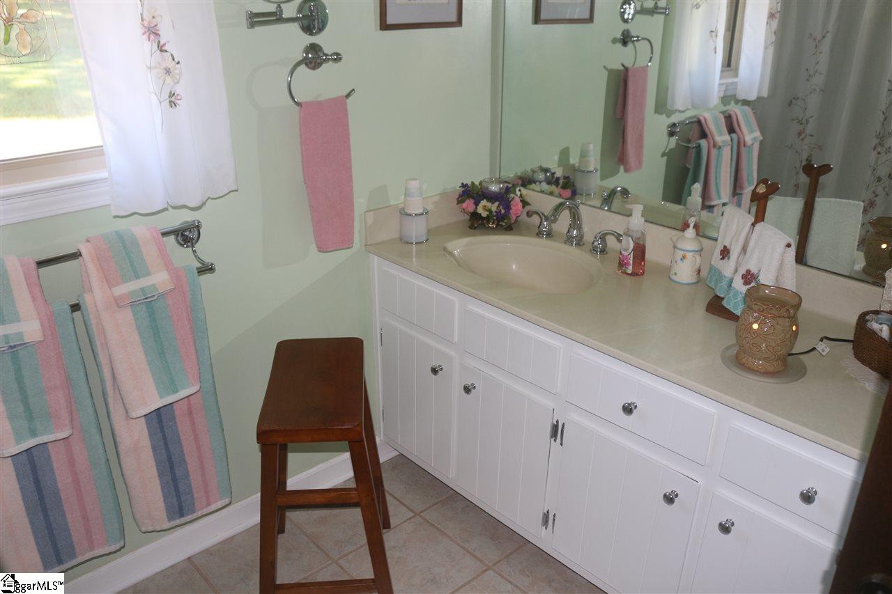 210 Barker Road Simpsonville, SC 29680 - Photo 30 of 30 Gallery Image 30