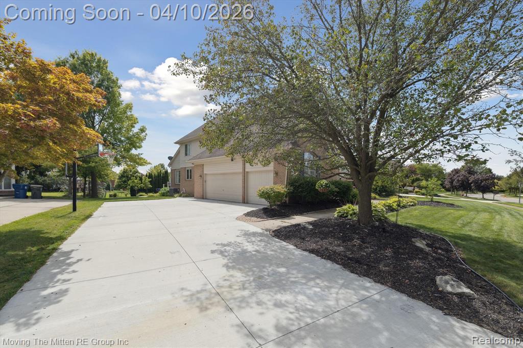 6977 Kennesaw Road Canton, MI 48187 - Photo 3 of 80 Gallery Image 3