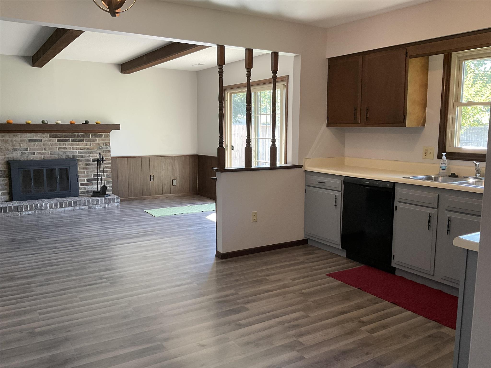 8928 Mariners Ridge Drive Fort Wayne, IN 46819 - Photo 8 of 18