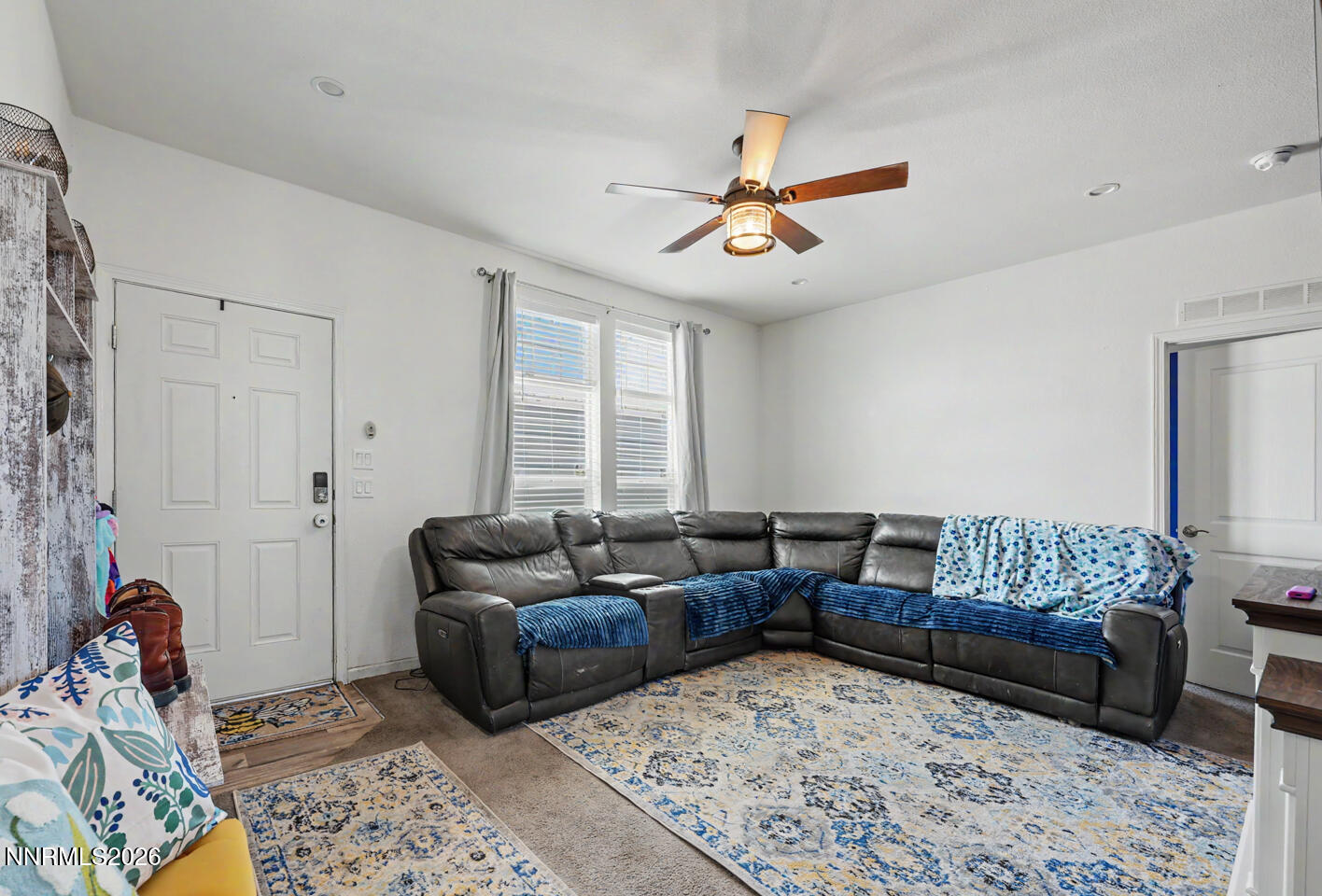 5878 Martin Lane Fallon, NV 89406 - Photo 6 of 26 IMG_0152