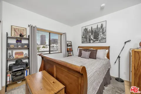 $1,379,000 | Undisclosed Address, Los Angeles, CA 90049