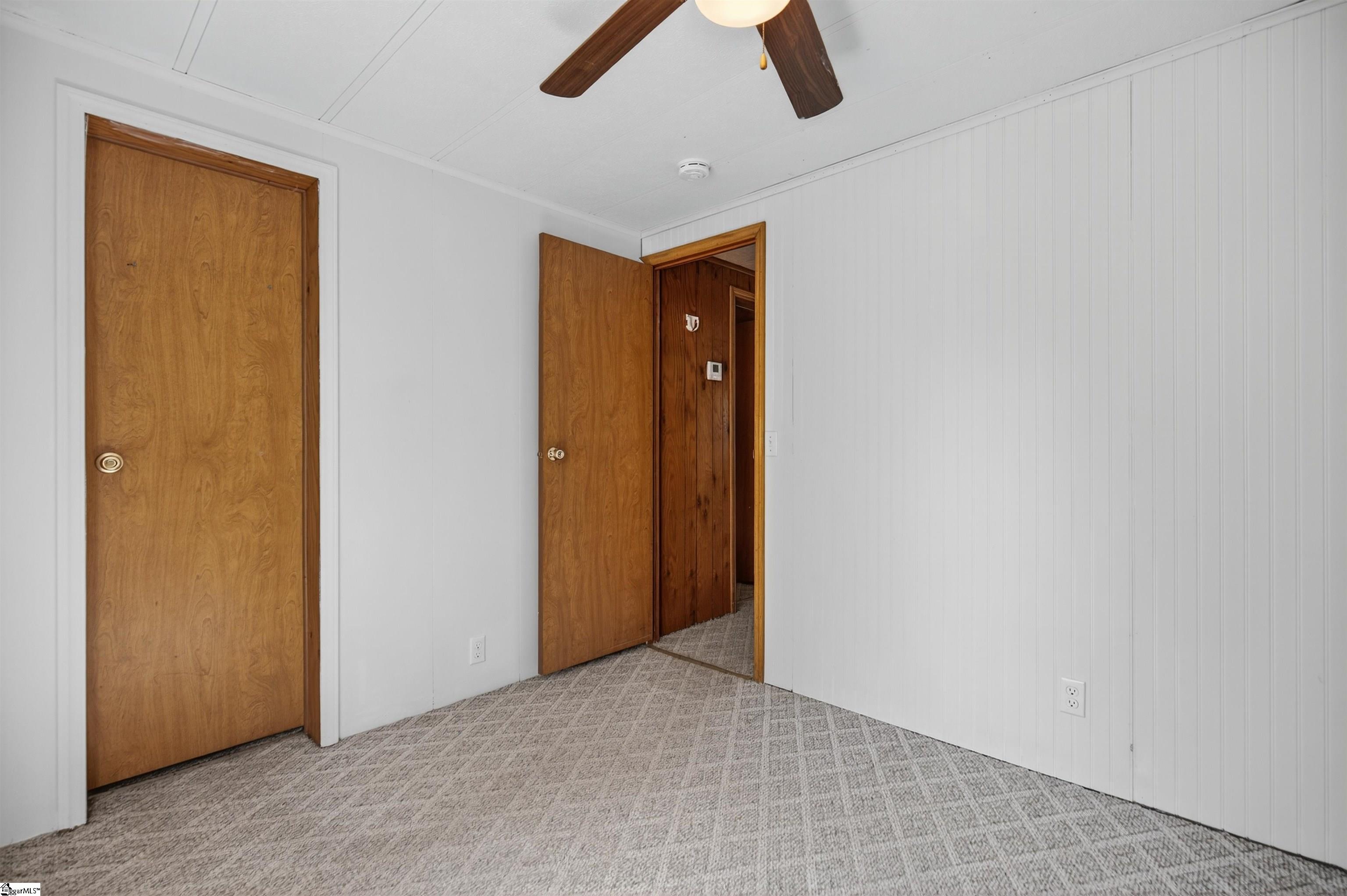 220 Rock Ridge Farm Road Campobello, SC 29322 - Photo 4 of 27