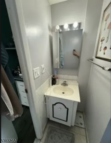 $1,760 | 70 Main Street, Garfield, NJ 07026