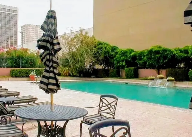 $452,100 | 5150 Hidalgo Street, Unit 1503, Houston, TX 77056