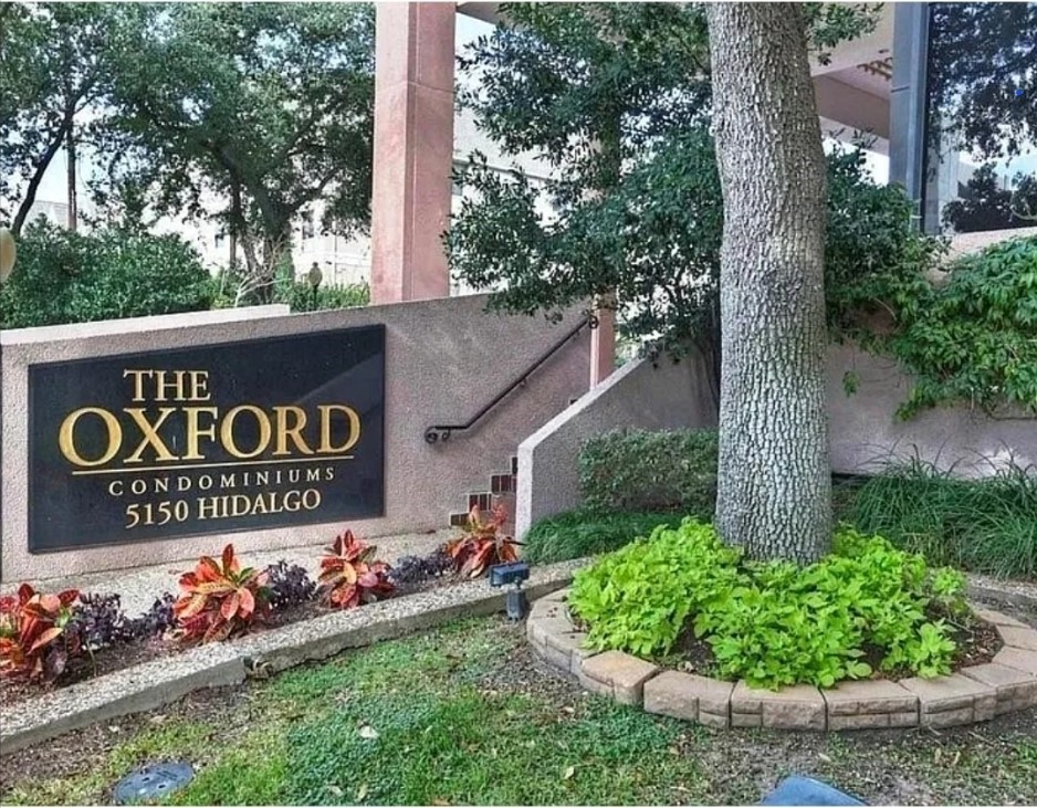 5150 Hidalgo Street, Unit 1503 Houston, TX 77056 - Photo 3 of 16 a view of outdoor