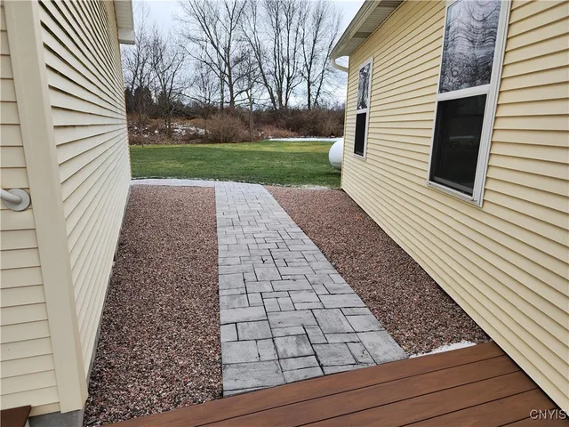 $314,900 | 610 East Lake Street, Cape Vincent, NY 13618