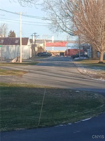 $314,900 | 610 East Lake Street, Cape Vincent, NY 13618