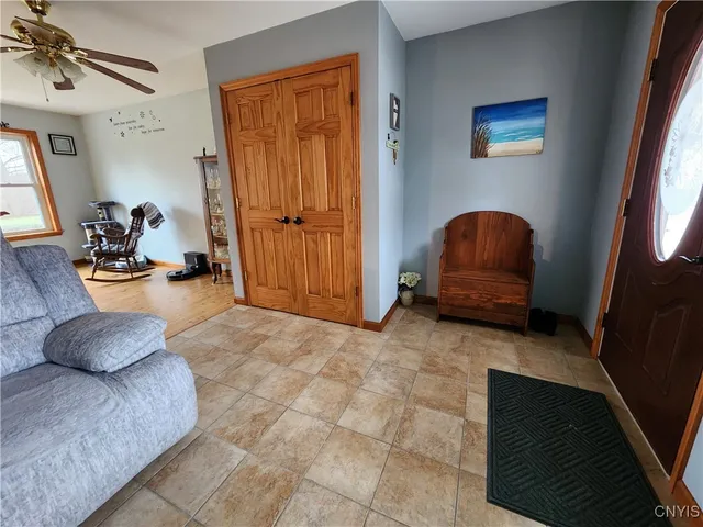 $314,900 | 610 East Lake Street, Cape Vincent, NY 13618