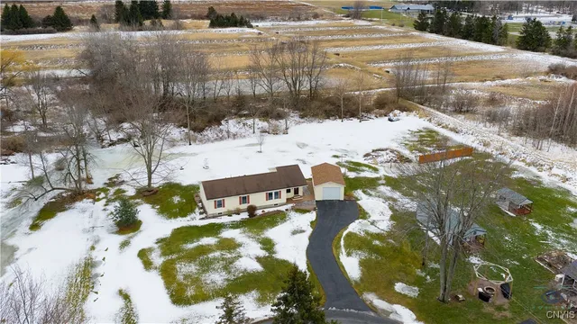 $314,900 | 610 East Lake Street, Cape Vincent, NY 13618