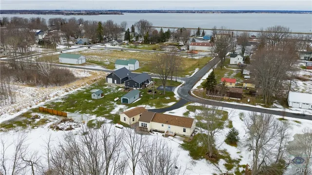 $314,900 | 610 East Lake Street, Cape Vincent, NY 13618