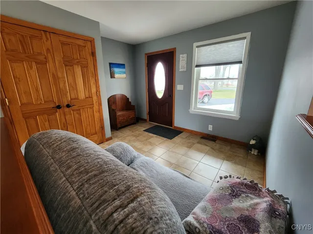 $314,900 | 610 East Lake Street, Cape Vincent, NY 13618