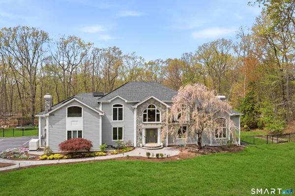 $1,995,000 | 63 Coventry Lane, Trumbull, CT 06611