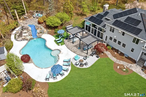 $1,995,000 | 63 Coventry Lane, Trumbull, CT 06611
