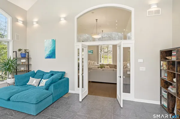 $1,995,000 | 63 Coventry Lane, Trumbull, CT 06611
