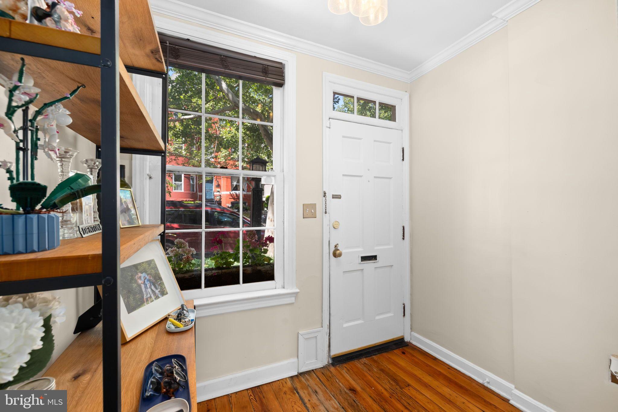 2726 P Street Northwest Washington, DC 20007 - Photo 2 of 10