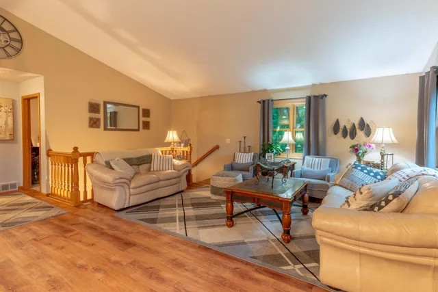 $384,000 | 44198 Mosquito Trail, Perham, MN 56573