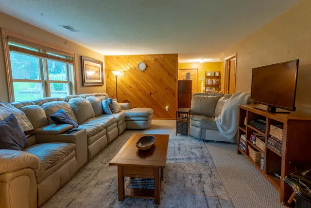 $384,000 | 44198 Mosquito Trail, Perham, MN 56573