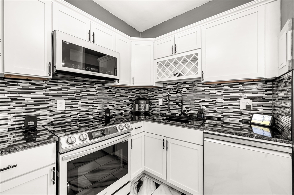 140 Chestnut Street, Unit 706 Springfield, MA 01103 - Photo 10 of 22