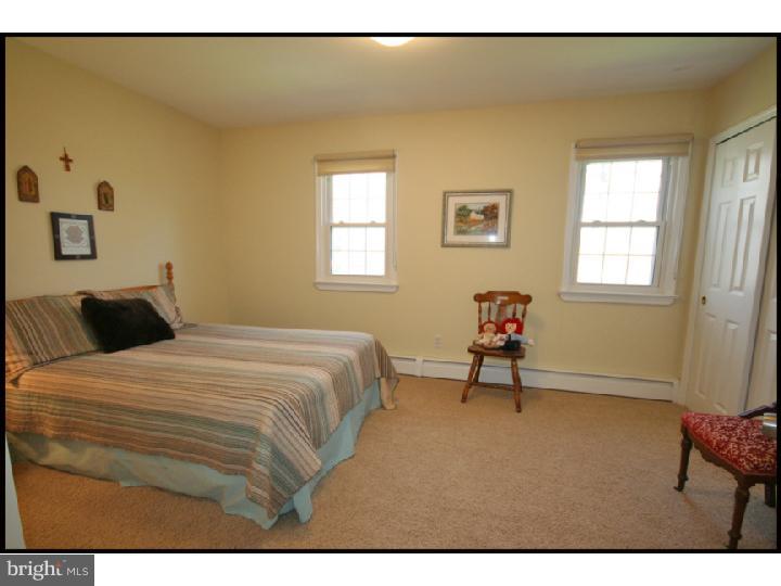 877 Saratoga Road Berwyn, PA 19312 - Photo 14 of 25 Bedroom 5