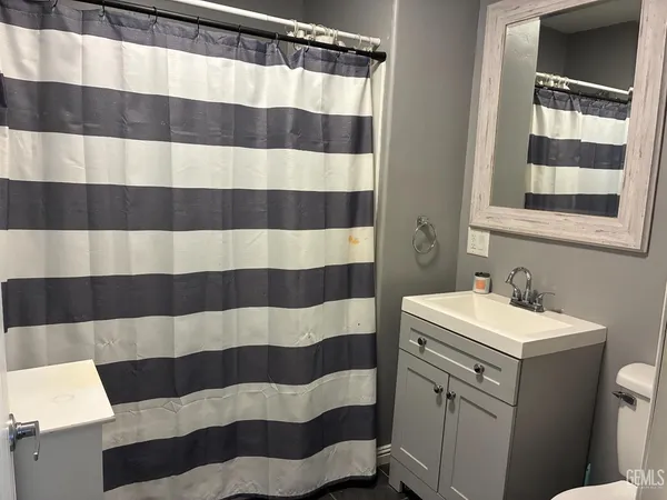 $279,000 | Undisclosed Address, Taft, CA 93268