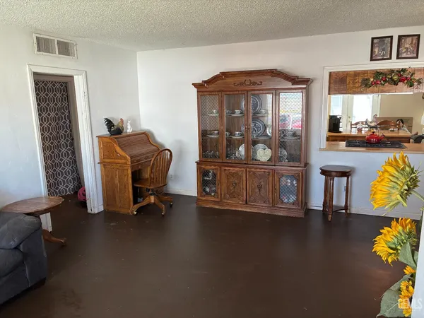 $285,000 | Undisclosed Address, Taft, CA 93268