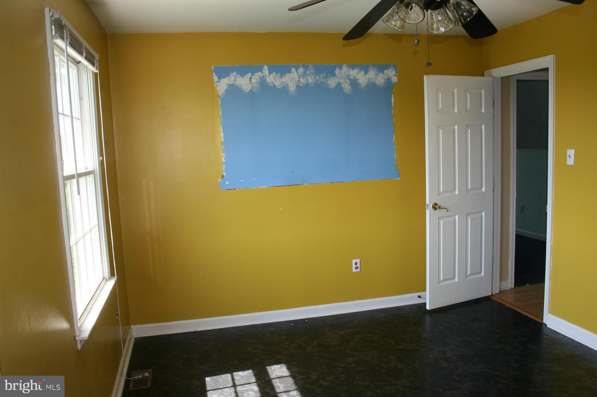 2432 Mt Ventus Road Manchester, MD 21102 - Photo 14 of 16 Bedroom