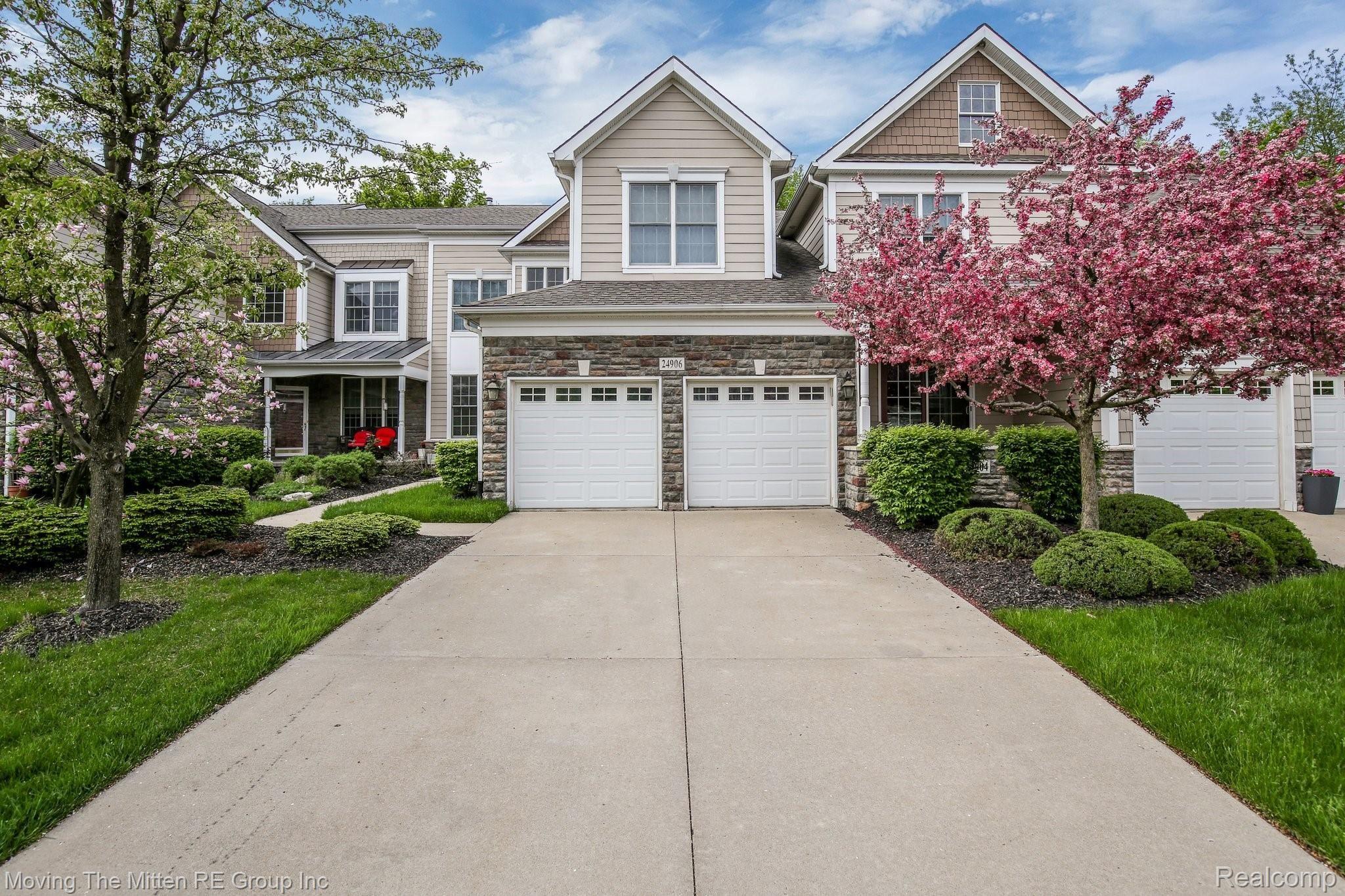 24906 Reeds Pointe Drive, Unit 47 Novi, MI 48374 - Photo 72 of 78 24906+Reeds+Pointe+Dr+Novi-71-web.jpg