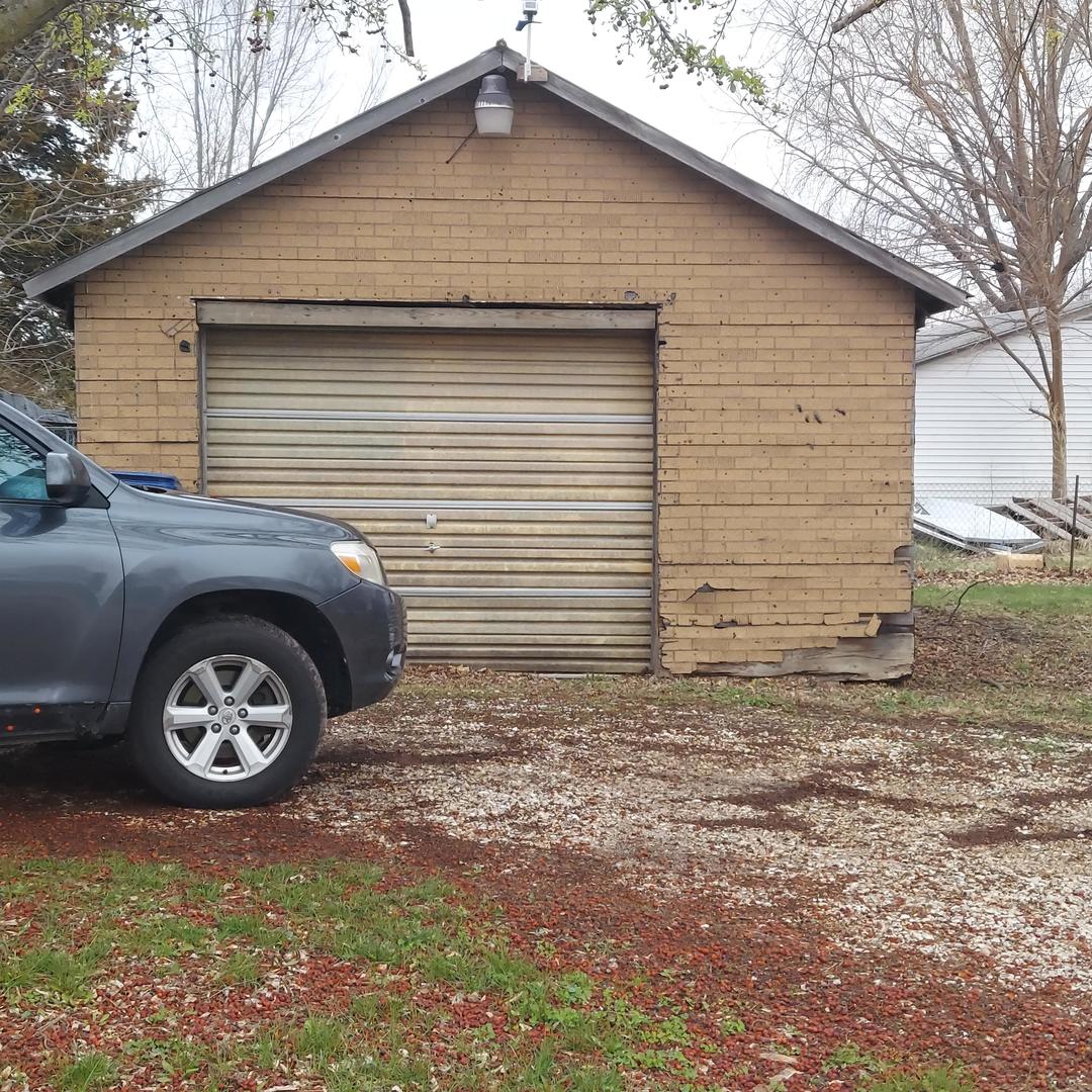 1804 17th Street Viola, IL 61486 - Photo 5 of 24