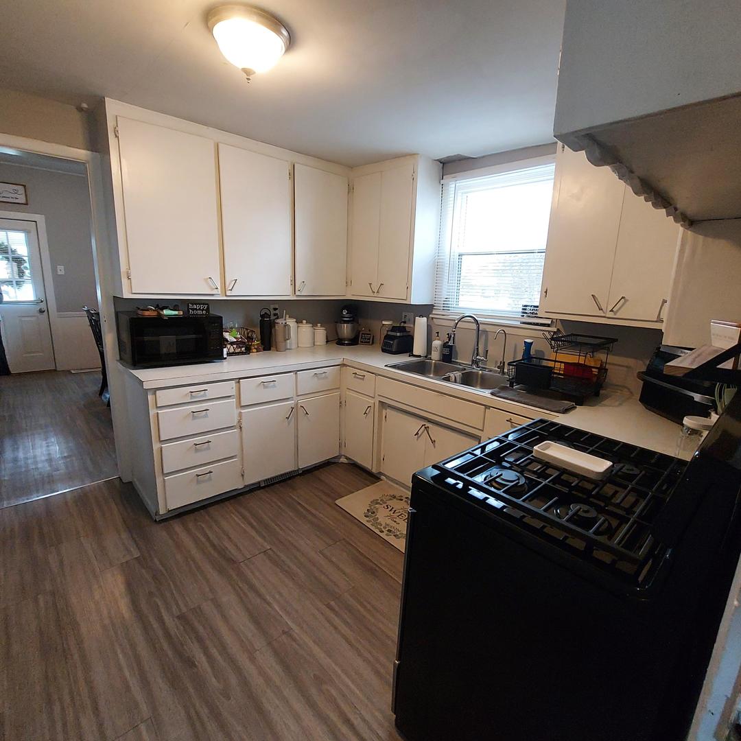 1804 17th Street Viola, IL 61486 - Photo 7 of 24