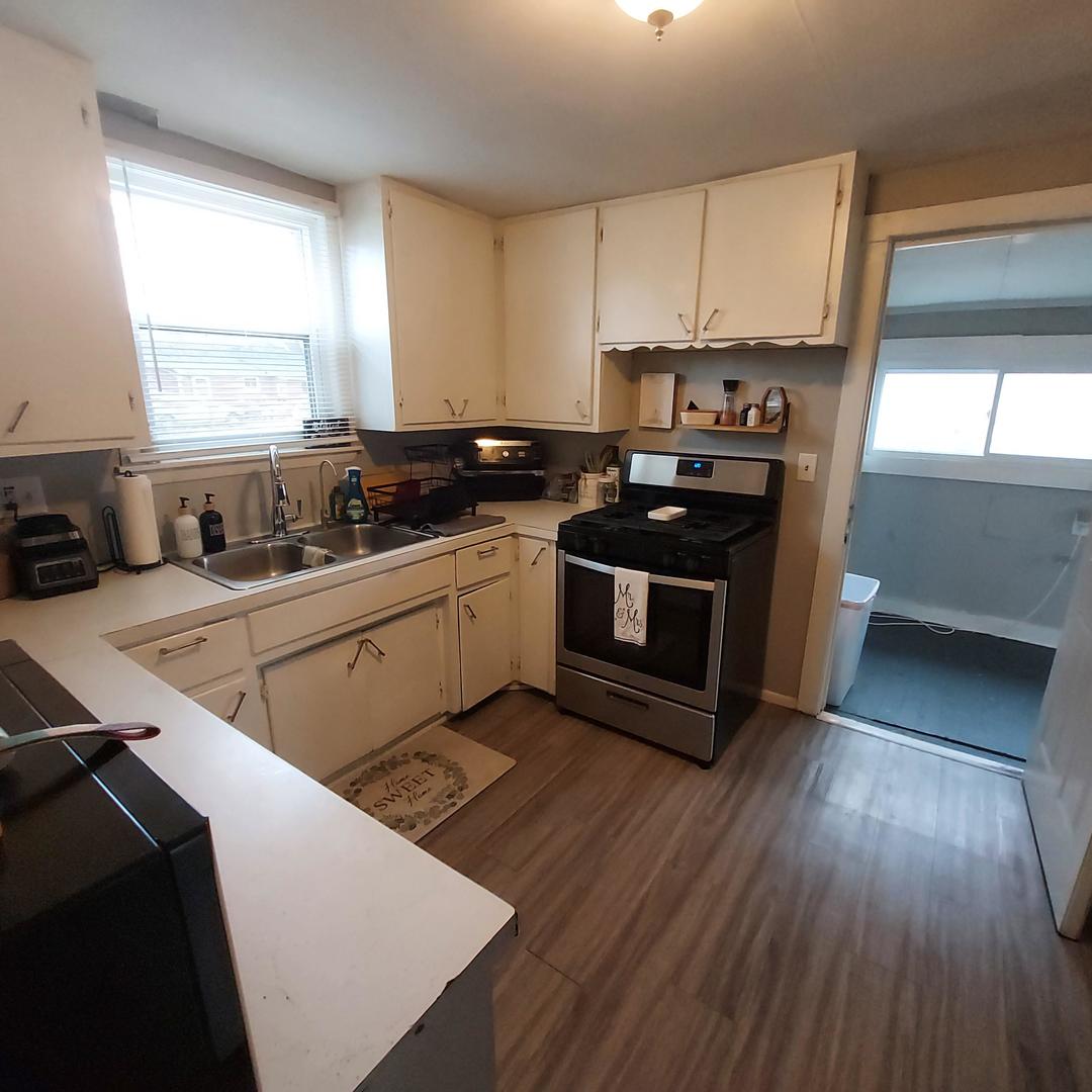 1804 17th Street Viola, IL 61486 - Photo 8 of 24