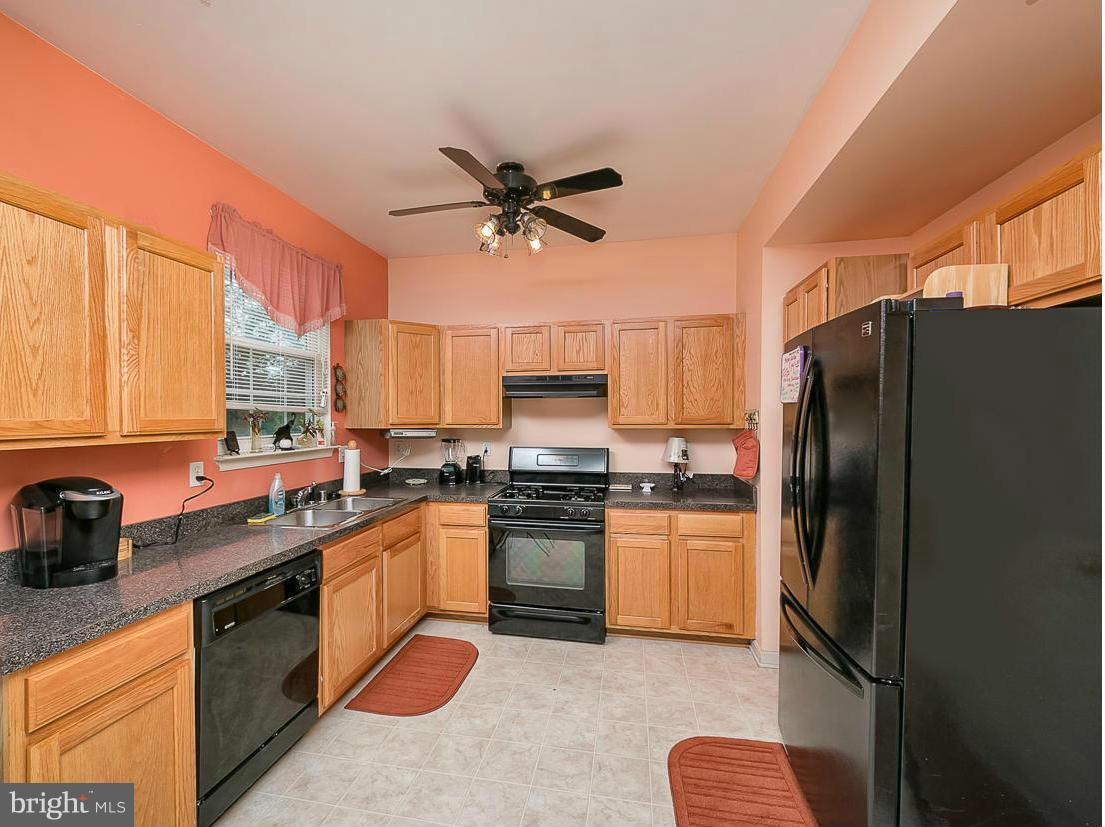 3719 Campfield Road Baltimore, MD 21207 - Photo 6 of 30 Kitchen