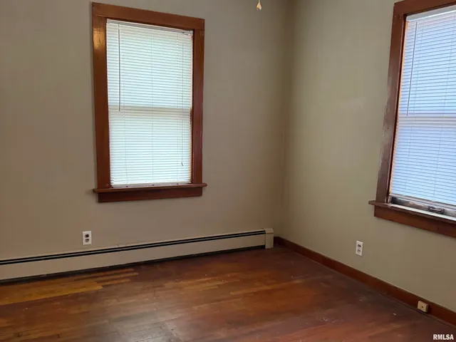 $79,900 | 1639 33rd Street, Moline, IL 61265