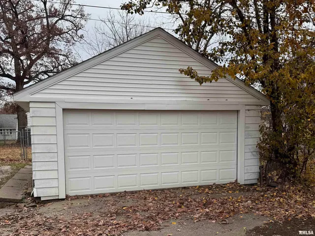 $79,900 | 1639 33rd Street, Moline, IL 61265