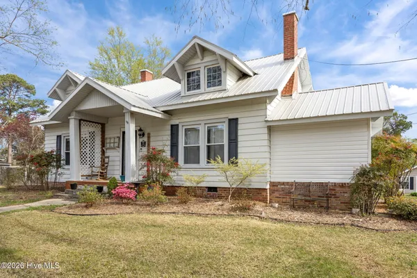 $285,000 | 302 West Green Street, Macclesfield, NC 27852