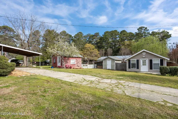 $285,000 | 302 West Green Street, Macclesfield, NC 27852