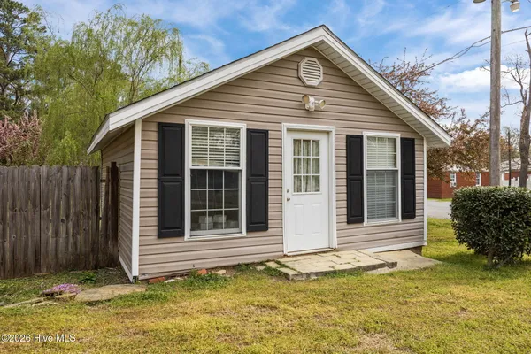 $285,000 | 302 West Green Street, Macclesfield, NC 27852