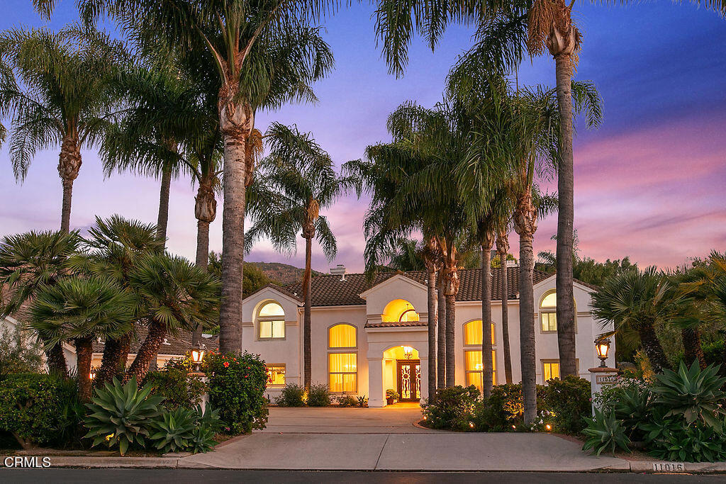 11016RedBarn_TWILIGHT_September02,2025_0