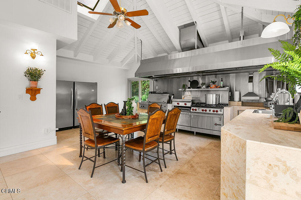 11016 Red Barn Road Camarillo, CA 93012 - Photo 21 of 72 11016RedBarn_September02,2025_0022