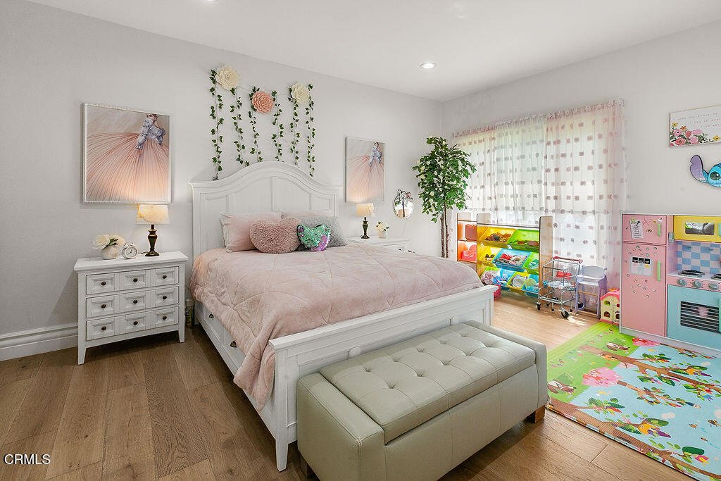 11016 Red Barn Road Camarillo, CA 93012 - Photo 37 of 72 11016RedBarn_September02,2025_0043