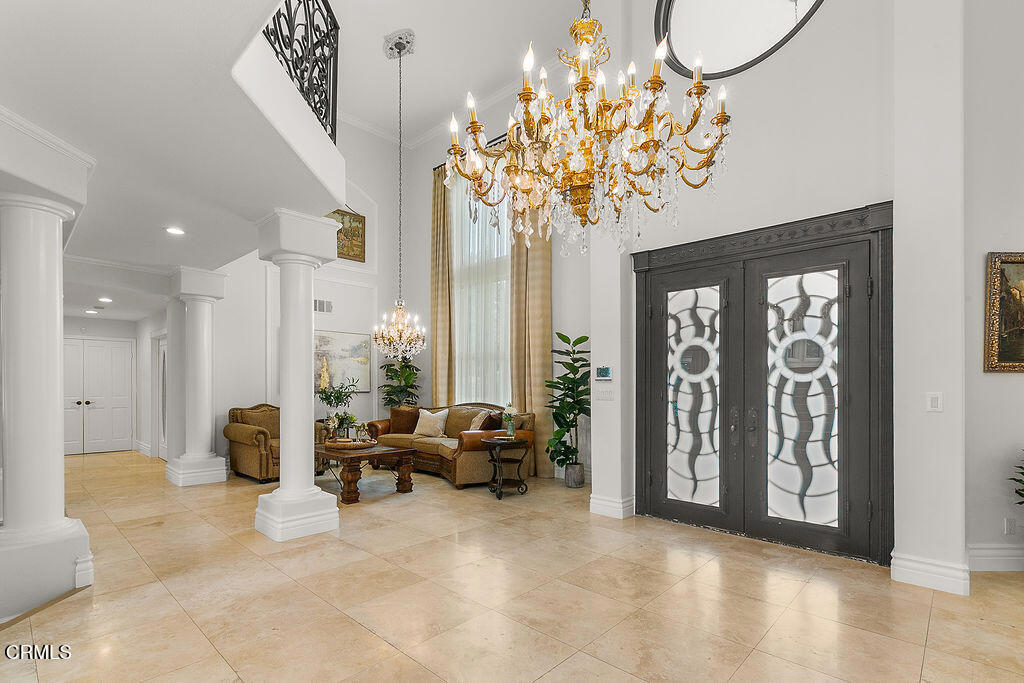 11016 Red Barn Road Camarillo, CA 93012 - Photo 10 of 72 11016RedBarn_September02,2025_0003