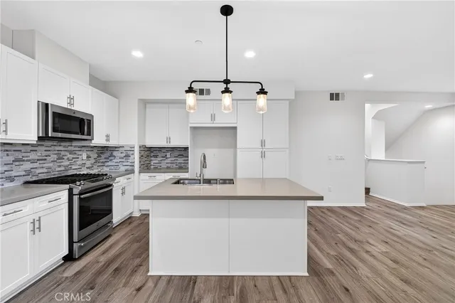 $3,800 | 1220 West La Habra Boulevard, Unit 605, La Habra, CA 90631