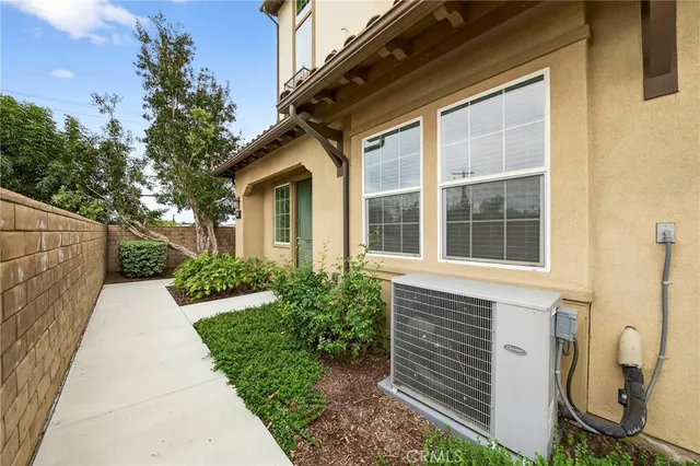 $3,800 | 1220 West La Habra Boulevard, Unit 605, La Habra, CA 90631