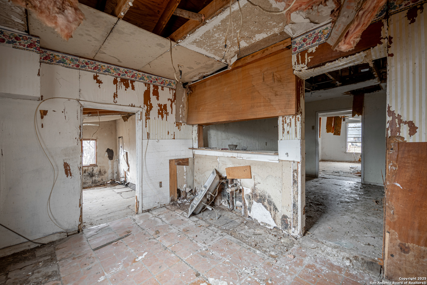 313 Shalimar Road Poteet, TX 78065 - Photo 16 of 24