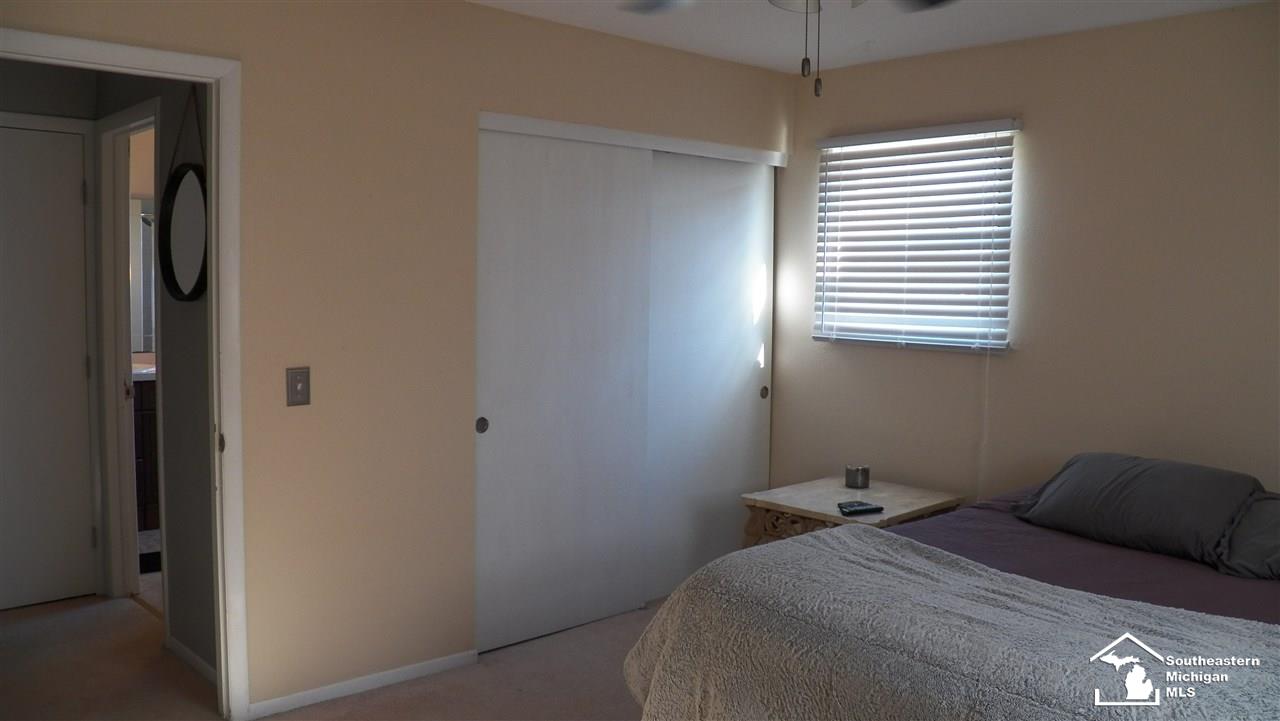 707 East Erie Road Temperance, MI 48182 - Photo 11 of 18 31376528-10.JPG