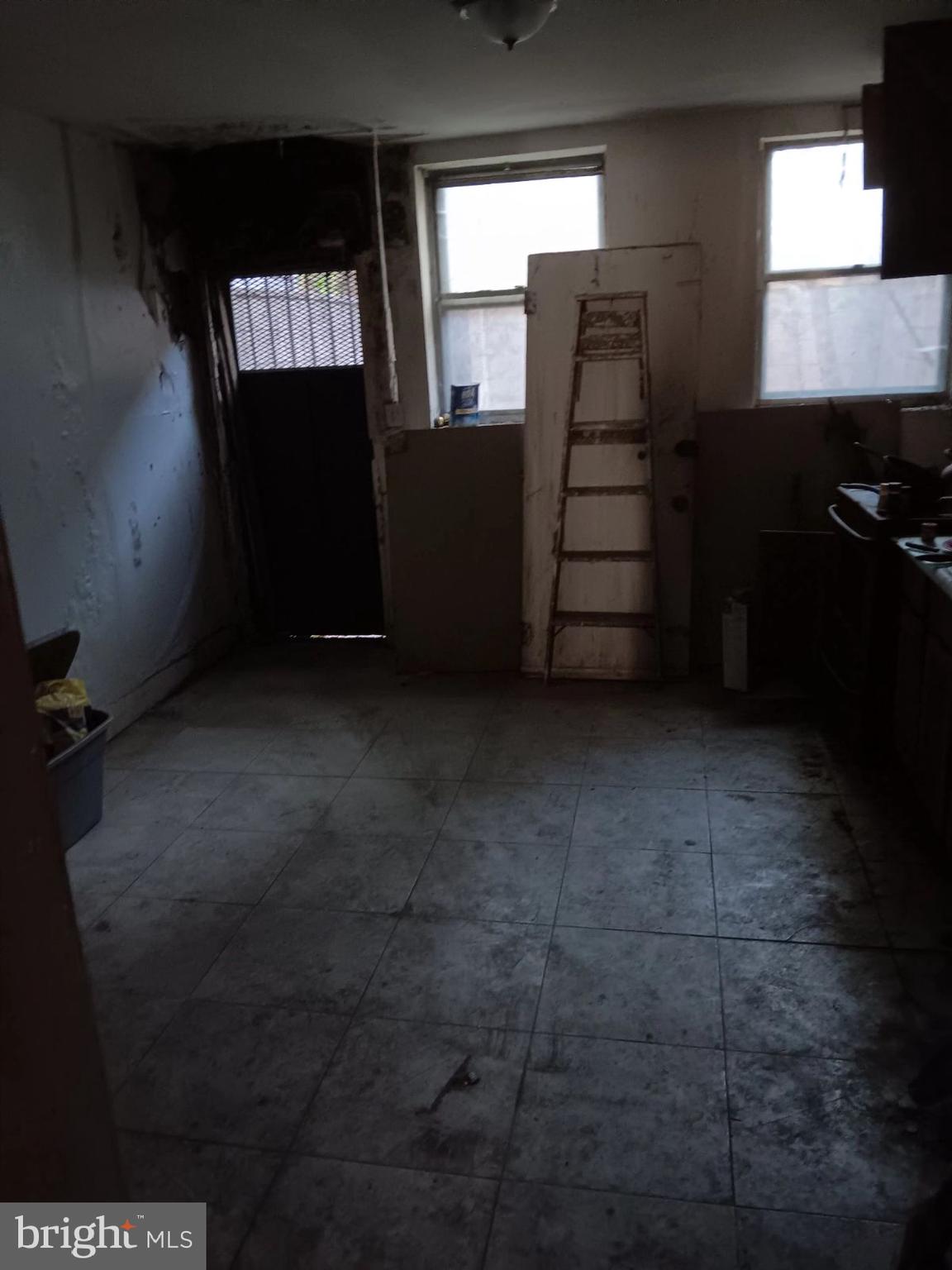 1528 Manton Street Philadelphia, PA 19146 - Photo 12 of 14