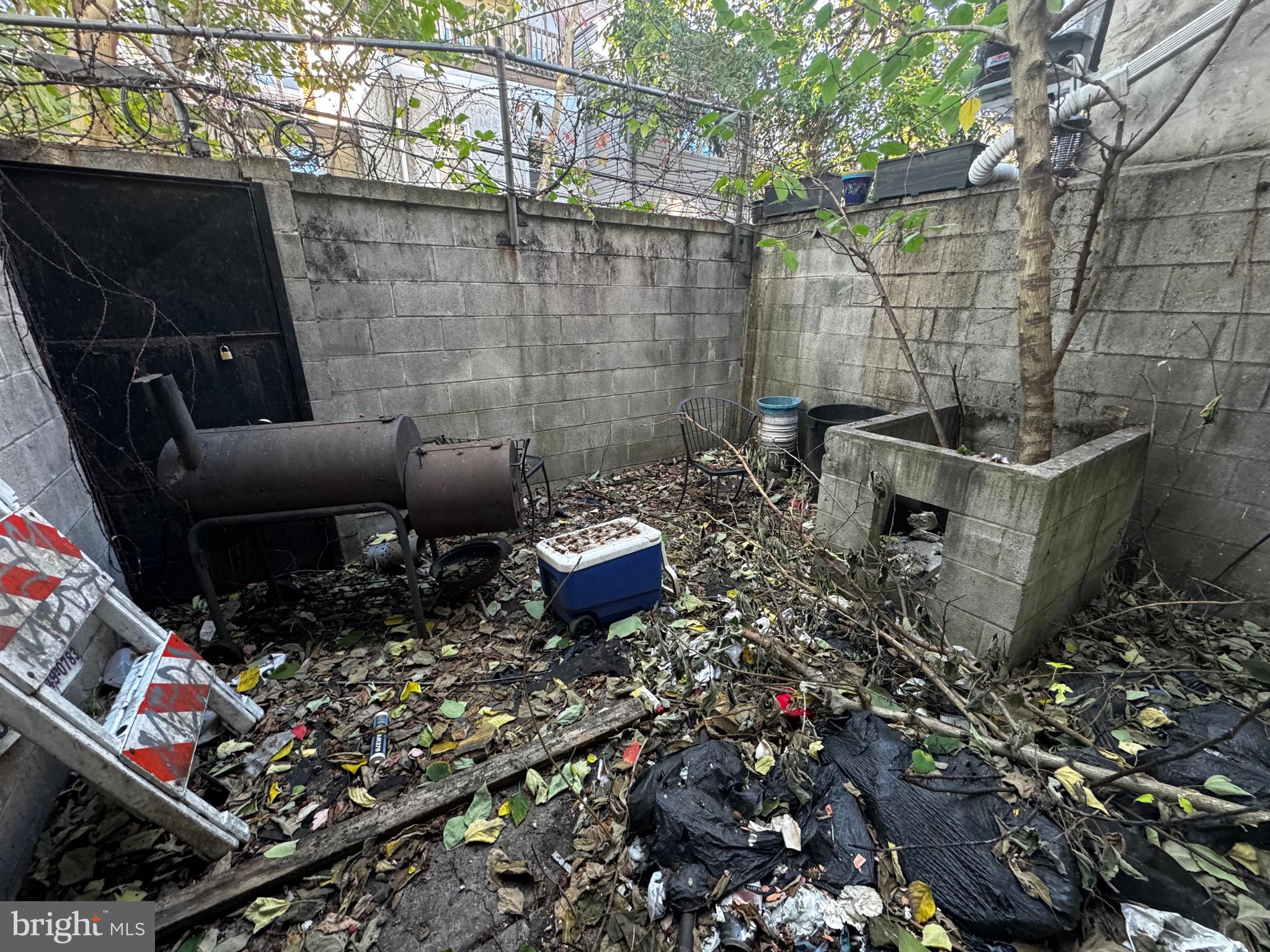 1528 Manton Street Philadelphia, PA 19146 - Photo 5 of 14