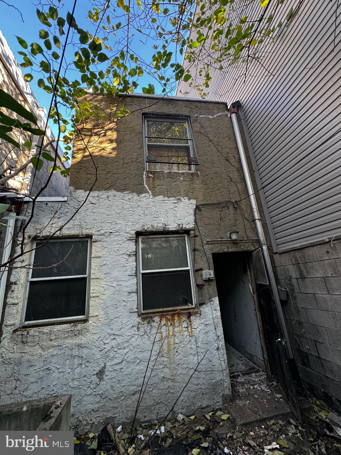 1528 Manton Street Philadelphia, PA 19146 - Photo 6 of 14