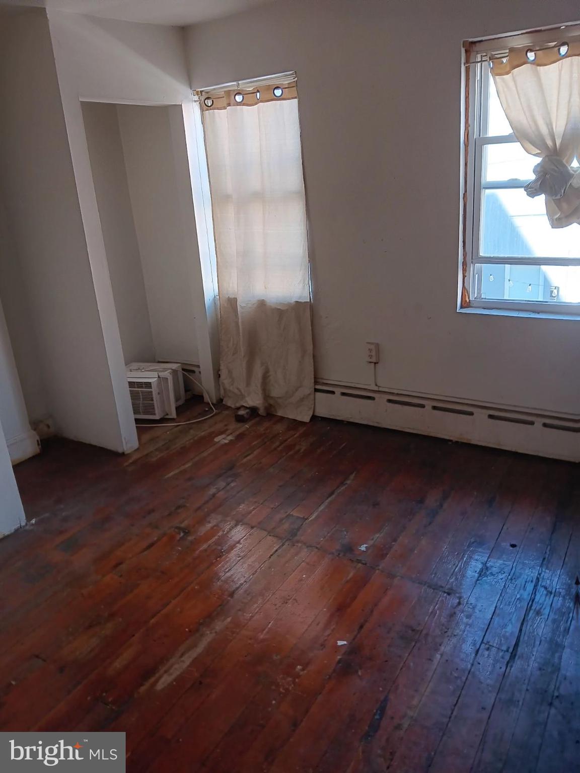 1528 Manton Street Philadelphia, PA 19146 - Photo 8 of 14