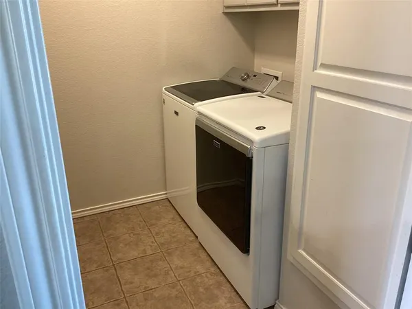 $300,000 | 6507 Shadowview Court, Mineral Wells, TX 76067